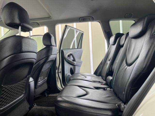 影片賞車✦ RAV4 頂級G版2WD 里程僅跑19萬 HID大燈.電動椅.天窗.定速.雙區恆溫.前後雷達.衛星導航.藍芽  第8張相片