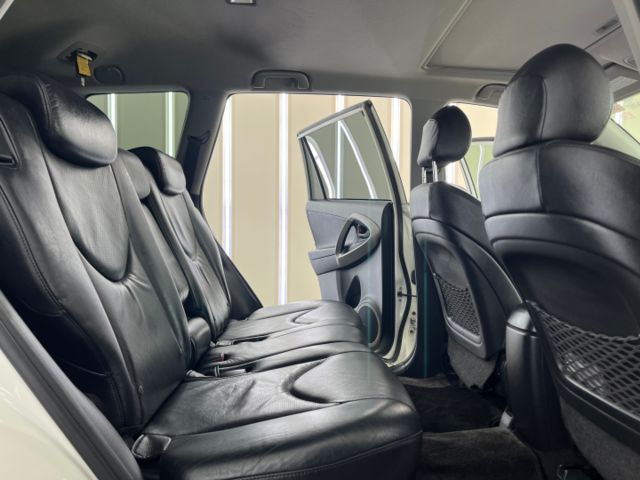 影片賞車✦ RAV4 頂級G版2WD 里程僅跑19萬 HID大燈.電動椅.天窗.定速.雙區恆溫.前後雷達.衛星導航.藍芽  第9張相片