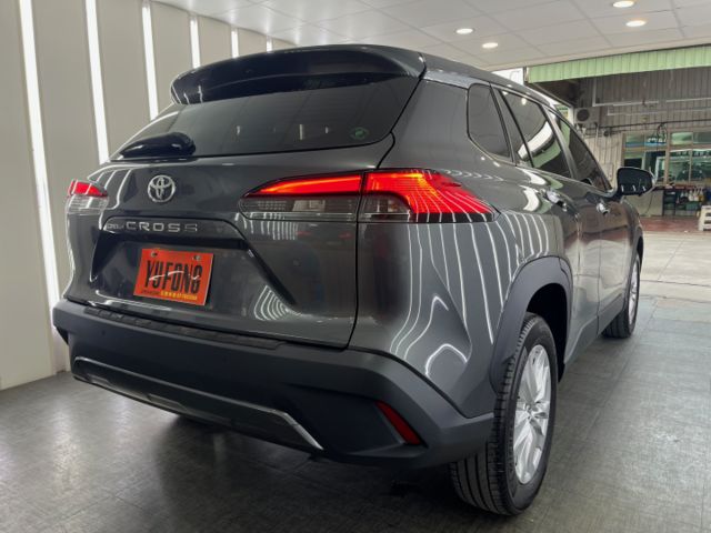 影片賞車✦CC汽油最頂級尊爵版 里程跑5萬 全車原鈑件 升級原廠精裝套件 買到賺到！新車保固中  第3張相片