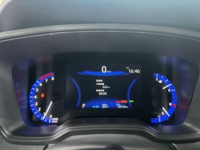 影片賞車✦CC汽油最頂級尊爵版 里程跑5萬 全車原鈑件 升級原廠精裝套件 買到賺到！新車保固中  第12張相片