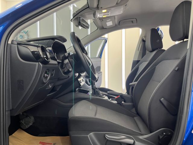 影片賞車✦Fabia 1.0T 里程僅跑5萬 全車原鈑件 全車LED.免鑰匙.數位儀表.ACC跟車.Car Play  第7張相片