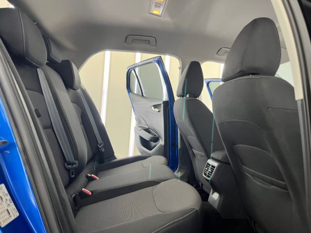 影片賞車✦Fabia 1.0T 里程僅跑5萬 全車原鈑件 全車LED.免鑰匙.數位儀表.ACC跟車.Car Play  第9張相片