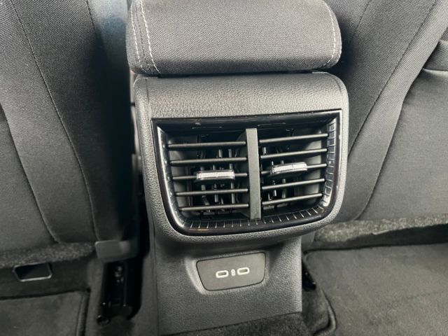 影片賞車✦Fabia 1.0T 里程僅跑5萬 全車原鈑件 全車LED.免鑰匙.數位儀表.ACC跟車.Car Play  第12張相片