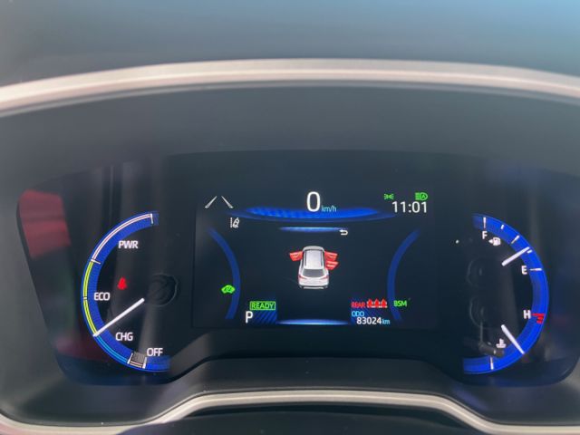 影片賞車✦CC油電 最頂級旗艦 里程跑8萬 全車原鈑件 升級原廠精裝套件 買到賺到！ 電動椅.電尾門.360環景  第11張相片