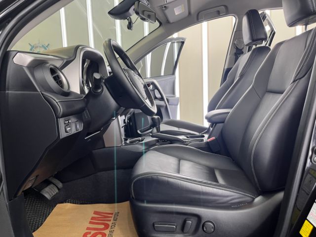 影片賞車✦ RAV4 2.0尊爵最頂級 有ACC 升級原廠精裝買到賺到! 電動椅.免鑰匙.定速.導航.電視  第7張相片