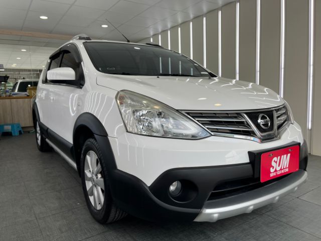 影片賞車✦Livina 行家皮椅 里程僅跑4萬多 市場稀有白色 全車原鈑件 升級大螢幕安卓 可全額貸零頭款  第3張相片