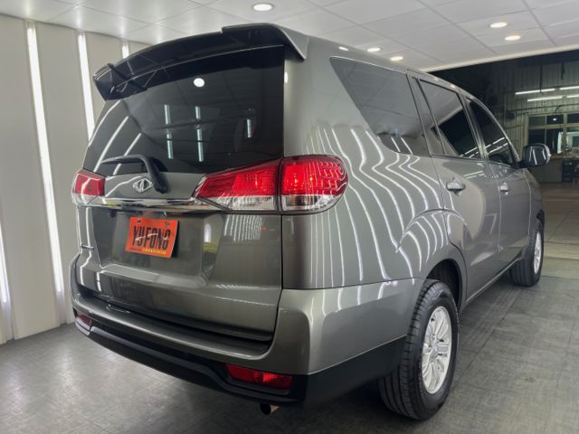 影片賞車✦Zinger 我有鋁圈！里程僅跑10萬 定速.循跡防滑.藍芽MP3.胎壓偵測.後座出風口 全車原鈑件  第5張相片