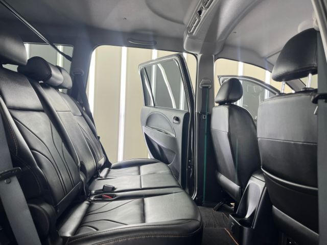 影片賞車✦Zinger 我有鋁圈！里程僅跑10萬 定速.循跡防滑.藍芽MP3.胎壓偵測.後座出風口 全車原鈑件  第10張相片