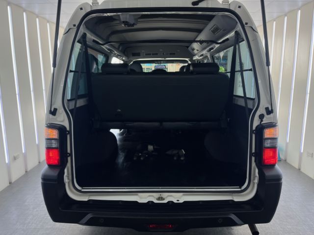 影片賞車✦得利卡廂式 自排 里程僅跑3萬 定速.循跡防滑.藍芽MP3.胎壓偵測.後座出風口.抬頭顯示幕 全車原鈑件  第20張相片