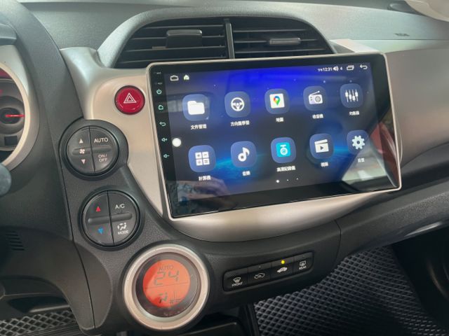 影片賞車✦FIT 最頂級Vtis 里程僅跑15萬 全車原鈑件 升級大螢幕安卓 方控.快撥.導航.倒車影像.定速  第15張相片