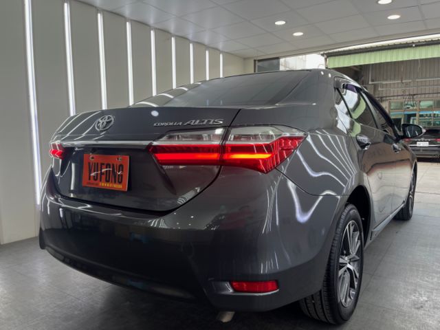 影片賞車✦ALTIS 小改款 里程僅跑11萬 全車原鈑件 6氣囊.MID儀表.免鑰匙.方控.定速.恆溫.循跡防滑  第3張相片