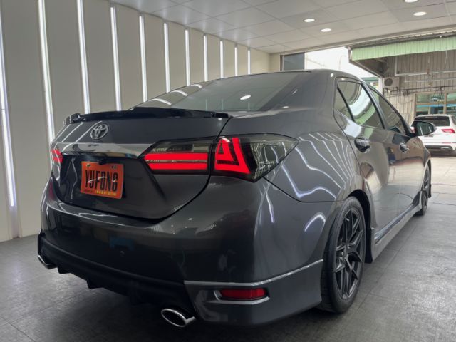 影片賞車✦ALTIS 升級原廠精裝+Ｚ版外觀 里程僅跑13萬 全車原鈑件 免鑰匙.定速.恆溫.循跡防滑.導航.數位電視  第4張相片