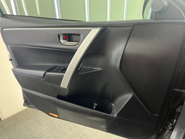 影片賞車✦ALTIS 升級原廠精裝+Ｚ版外觀 里程僅跑13萬 全車原鈑件 免鑰匙.定速.恆溫.循跡防滑.導航.數位電視  第6張相片