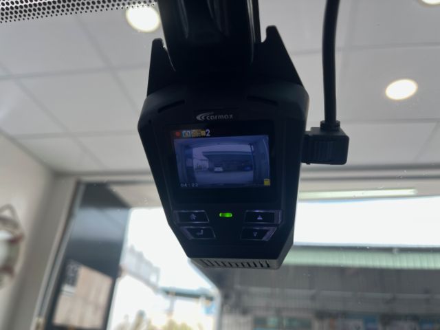 影片賞車✦ALTIS 升級原廠精裝+Ｚ版外觀 里程僅跑13萬 全車原鈑件 免鑰匙.定速.恆溫.循跡防滑.導航.數位電視  第19張相片