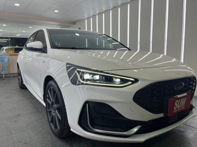 影片賞車✦Focus ST-Line Vignale 里程僅跑1萬 全車原鈑件 電動椅B&O音響.主動轉向頭燈.L2跟車  第2張相片