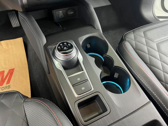 影片賞車✦Focus ST-Line Vignale 里程僅跑1萬 全車原鈑件 電動椅B&O音響.主動轉向頭燈.L2跟車  第19張相片