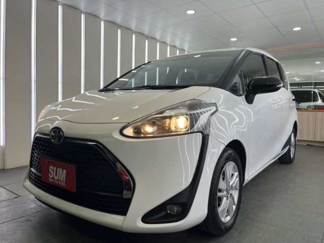 影片賞車✦Sienta 七人座 豪華+ 里程跑10萬 全車原鈑件 雙電動滑門.免鑰匙.定速.恆溫.盲點  第2張相片