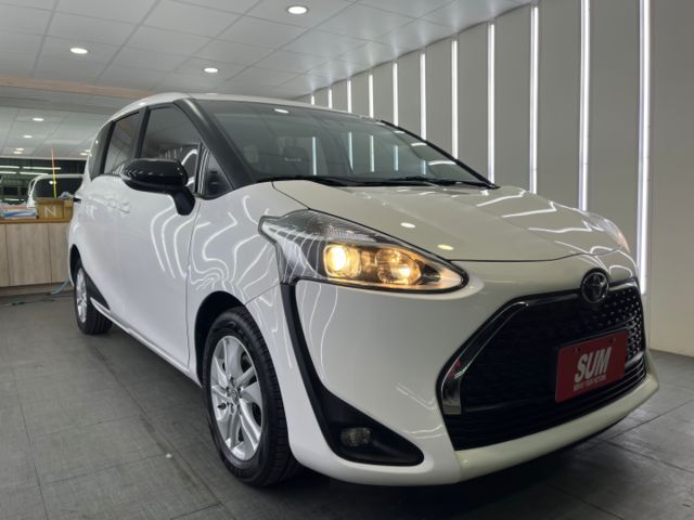 影片賞車✦Sienta 七人座 豪華+ 里程跑10萬 全車原鈑件 雙電動滑門.免鑰匙.定速.恆溫.盲點  第3張相片