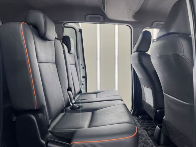 影片賞車✦Sienta 七人座 豪華+ 里程跑10萬 全車原鈑件 雙電動滑門.免鑰匙.定速.恆溫.盲點  第11張相片