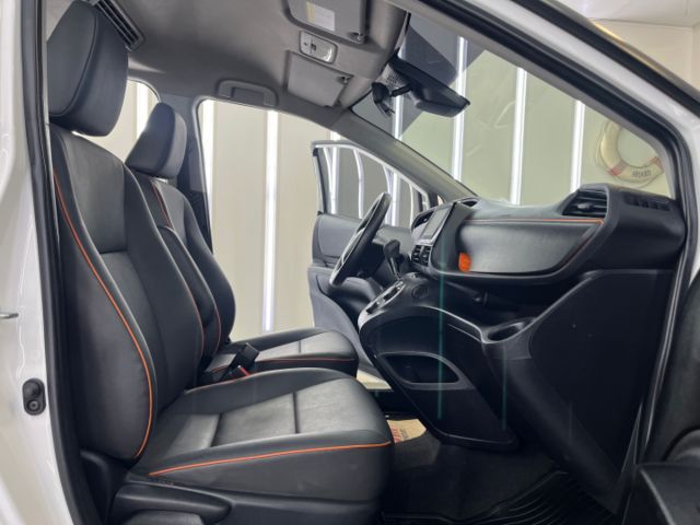 影片賞車✦Sienta 七人座 豪華+ 里程跑10萬 全車原鈑件 雙電動滑門.免鑰匙.定速.恆溫.盲點  第12張相片