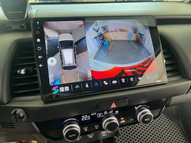 影片賞車✦ Fit HEV 油電 里程僅跑1萬多 全車原鈑件 升級360環景.安卓影音.前雷達 原廠新車保固  第16張相片