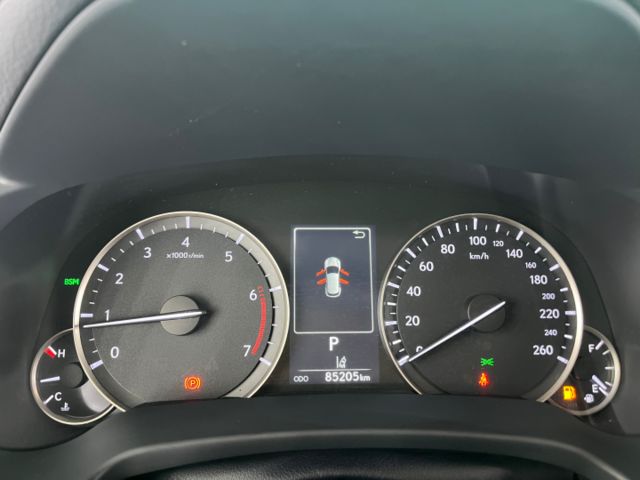 影片賞車✦RX300 旗艦版最頂級 里程僅跑8萬 全車原鈑件 大天窗.360環景.導航.品牌音響.無線充電板 可全部貸款  第13張相片