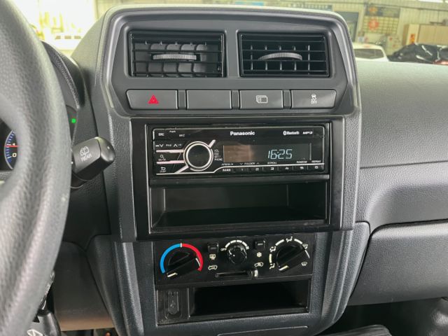 影片賞車✦菱利 廂式 手排 里程僅跑7萬 全車原鈑件 盲點.自動頭燈.循跡防滑.電子後視鏡.抬頭顯示幕.胎壓監控  第16張相片