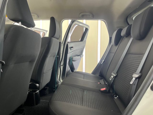 影片賞車✦SWIFT 輕油電 稅金超省！全車原鈑件 里程僅跑6萬 ACC跟車.Car Play.倒車影像.換檔撥片.恆溫  第8張相片