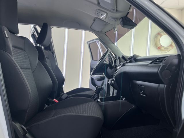 影片賞車✦SWIFT 輕油電 稅金超省！全車原鈑件 里程僅跑6萬 ACC跟車.Car Play.倒車影像.換檔撥片.恆溫  第10張相片