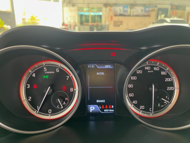 影片賞車✦SWIFT 輕油電 稅金超省！全車原鈑件 里程僅跑6萬 ACC跟車.Car Play.倒車影像.換檔撥片.恆溫  第14張相片