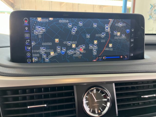 影片賞車✦RX300 頂級版 里程僅跑3萬 全車原鈑件 選配導航+360環景 電動椅.電尾門.天窗.抬頭顯示幕  第17張相片