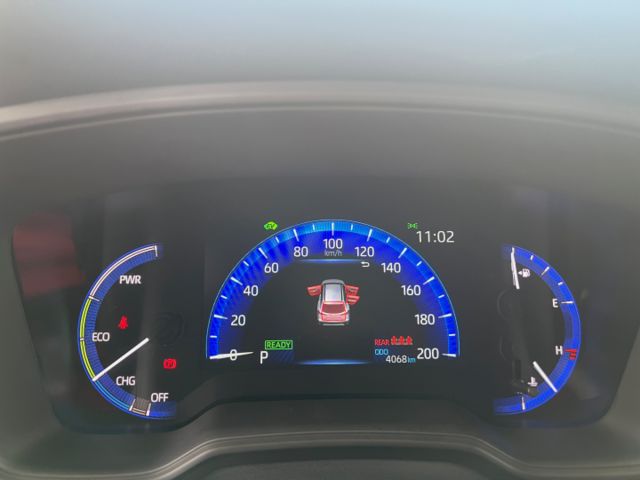 影片賞車✦Corolla Cross 油電豪華版 里程僅跑4千公里 全車原鈑件 全車LED.盲區影像  第14張相片