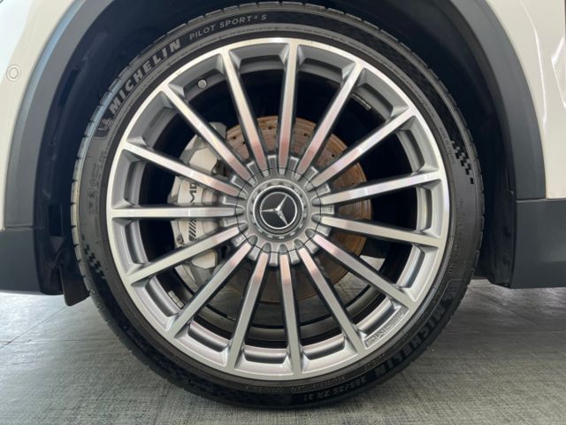 影片賞車✦GLA35 AMG 4MATIC 里程僅跑4萬多 全車原鈑件 全景天窗.柏林之音.數位儀表.360環景  第5張相片