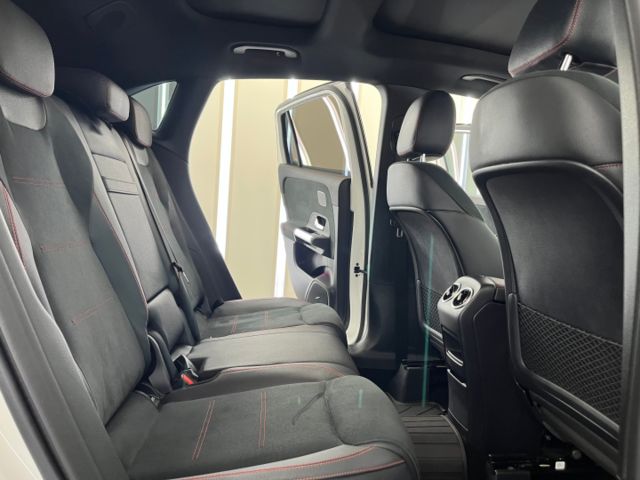 影片賞車✦GLA35 AMG 4MATIC 里程僅跑4萬多 全車原鈑件 全景天窗.柏林之音.數位儀表.360環景  第8張相片