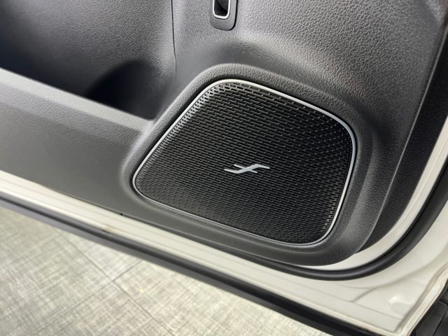 影片賞車✦GLA35 AMG 4MATIC 里程僅跑4萬多 全車原鈑件 全景天窗.柏林之音.數位儀表.360環景  第11張相片