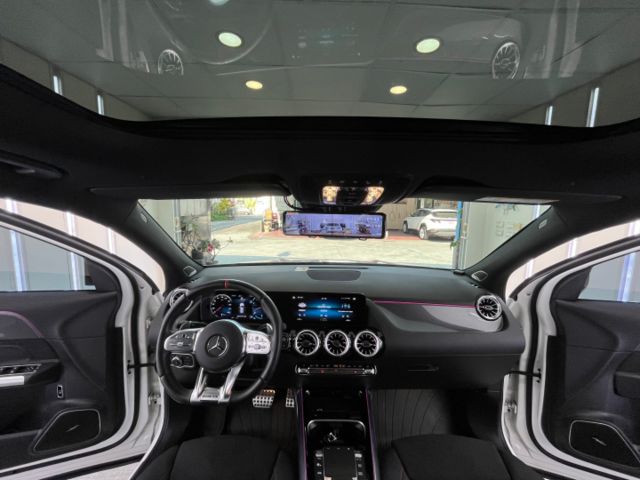 影片賞車✦GLA35 AMG 4MATIC 里程僅跑4萬多 全車原鈑件 全景天窗.柏林之音.數位儀表.360環景  第12張相片