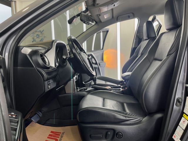 影片賞車✦ RAV4 2.0尊爵 升級原廠精裝買到賺到! 安卓影音.360環景.重低音喇叭.電動椅.定速 全車原鈑件  第7張相片