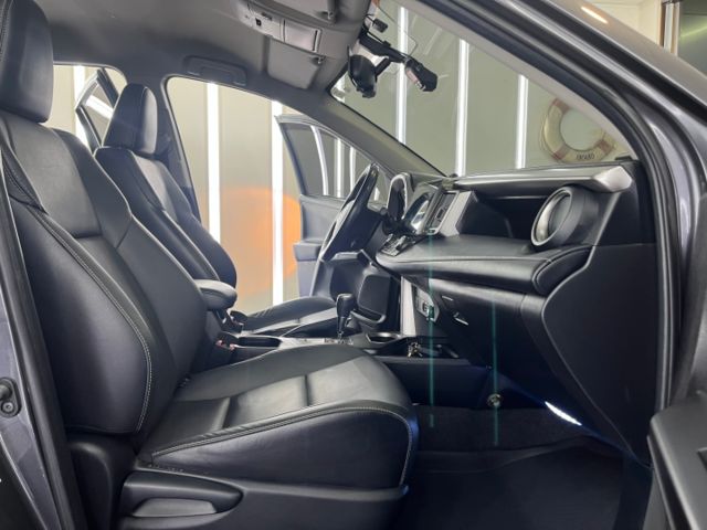 影片賞車✦ RAV4 2.0尊爵 升級原廠精裝買到賺到! 安卓影音.360環景.重低音喇叭.電動椅.定速 全車原鈑件  第10張相片