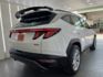 影片賞車✦Tucson L Hybrid GLT-C 最頂級 里程僅跑7萬 全車原鈑件 全車精品買到賺到！  第4張縮圖