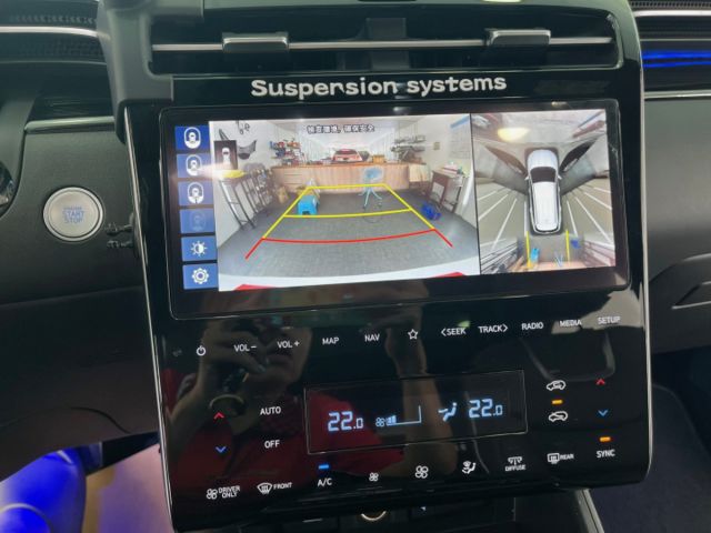 影片賞車✦Tucson L Hybrid GLT-C 最頂級 里程僅跑7萬 全車原鈑件 全車精品買到賺到！  第17張相片