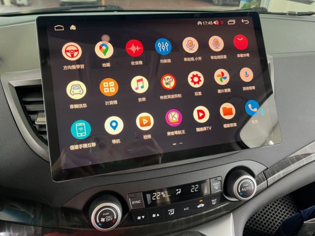 影片賞車✦CRV 2.4 Vti 里程僅跑15萬 全車原鈑件 升級超～大螢幕安卓 LED日行燈.方控.快撥.定速  第16張相片