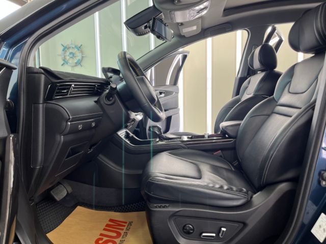 影片賞車✦URX 七人座 里程僅跑5萬 旗艦版最頂級 全車原鈑件 雙電動椅.電尾門.環景.跟車.全景天窗  第7張相片