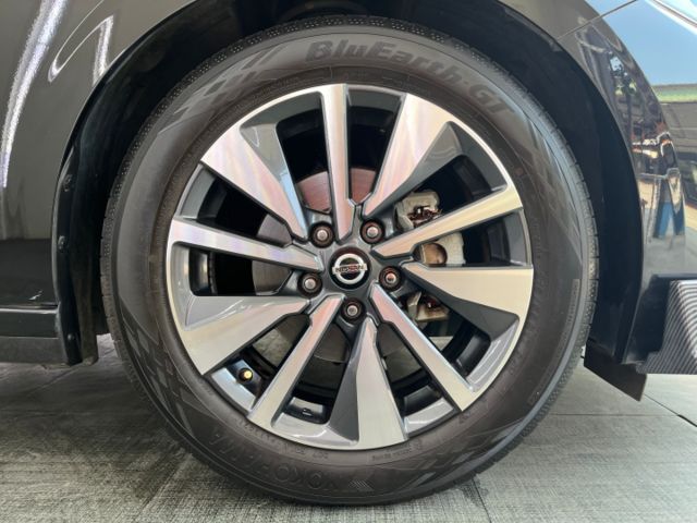 影片賞車✦Super Sentra 里程僅跑6萬 尊爵智駕最頂級 全車原鈑件 免鑰匙.環景.盲點.Car Play  第6張相片