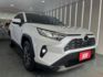 影片賞車✦RAV4 汽油旗艦版 里程僅跑1萬9 全車原鈑件 數位儀表.大螢幕.電動椅.電尾門.360環景 原廠新車保固中  第3張縮圖