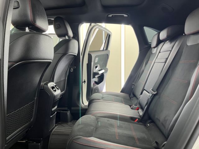 影片賞車✦GLA35 AMG 4MATIC 里程僅跑4萬多 全車原鈑件 全景天窗.柏林之音.數位儀表.360環景  第7張相片