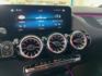 影片賞車✦GLA35 AMG 4MATIC 里程僅跑4萬多 全車原鈑件 全景天窗.柏林之音.數位儀表.360環景  第17張縮圖
