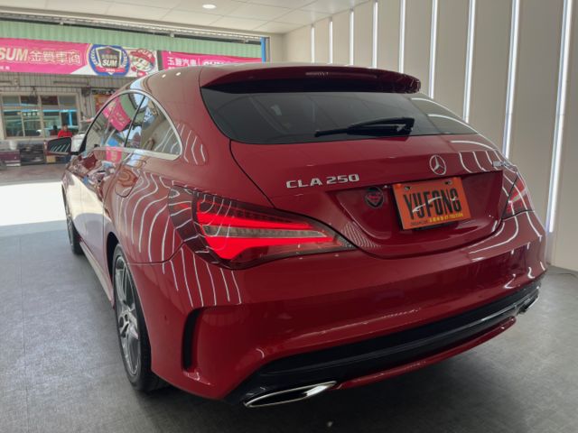 玉豐汽車✦ 總代理 原鈑件 CLA250 AMG 五門 獵豹 只跑4萬 CAR PLAY/天窗/跑車椅/電尾門  第4張相片