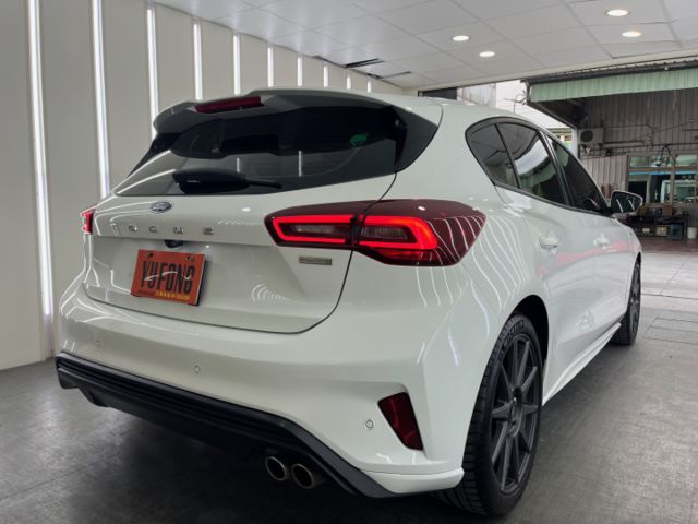 玉豐汽車✦Focus ST-Line Vignale 里程僅跑2萬 全車原鈑件 B&O音響.主動轉向頭燈.L2跟車  第3張相片