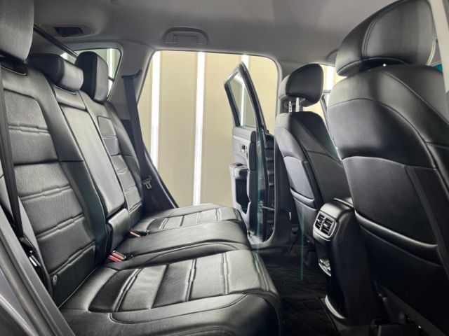 影片賞車✦CRV 5.5代 VTi-S 里程跑8萬 全車原鈑件 LED頭燈.電尾門.無線充電.雙區恆溫.衛星導航  第10張相片