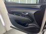 影片賞車✦Tucson L Hybrid GLT-C 最頂級 里程僅跑7萬 全車原鈑件 全車精品買到賺到！  第7張縮圖